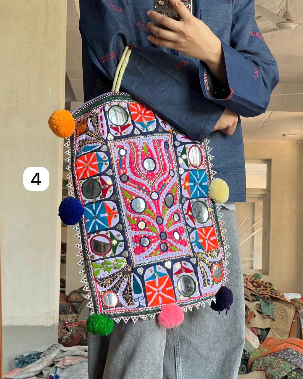 BisouVintageStore Bags