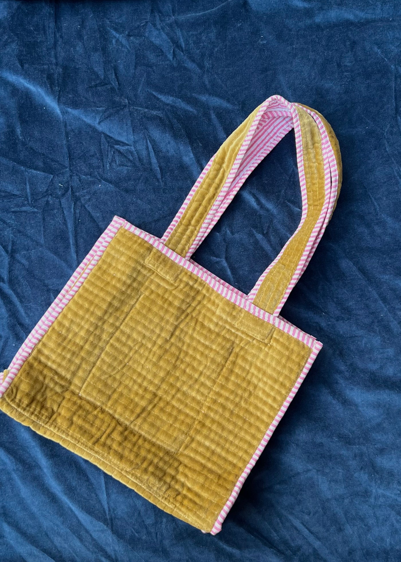 Mini velvet bag