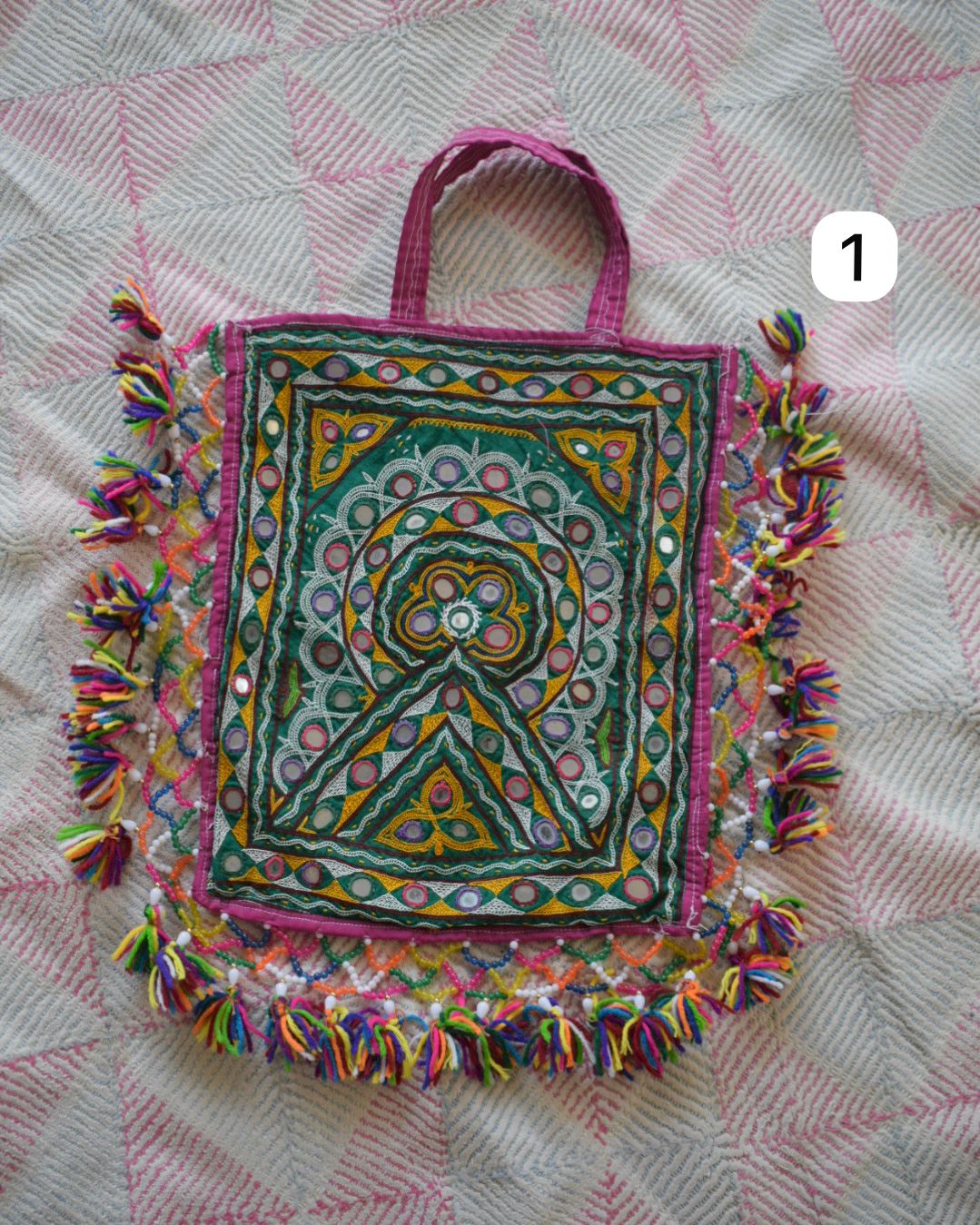 BisouVintageStore Bags