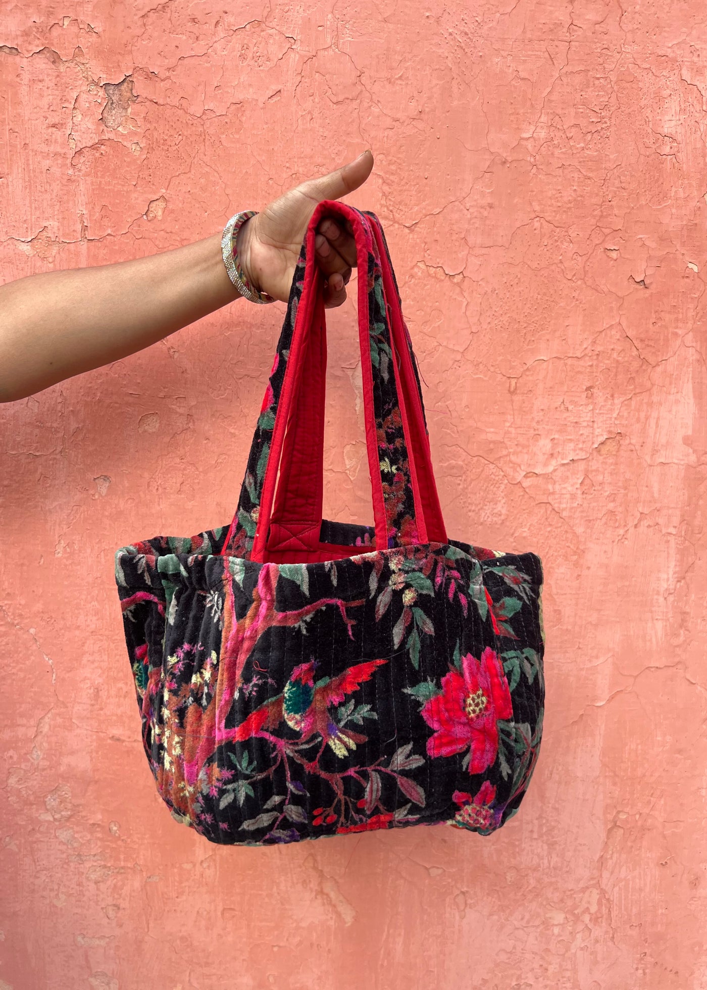 Mini velvet bag with pocket pouch
