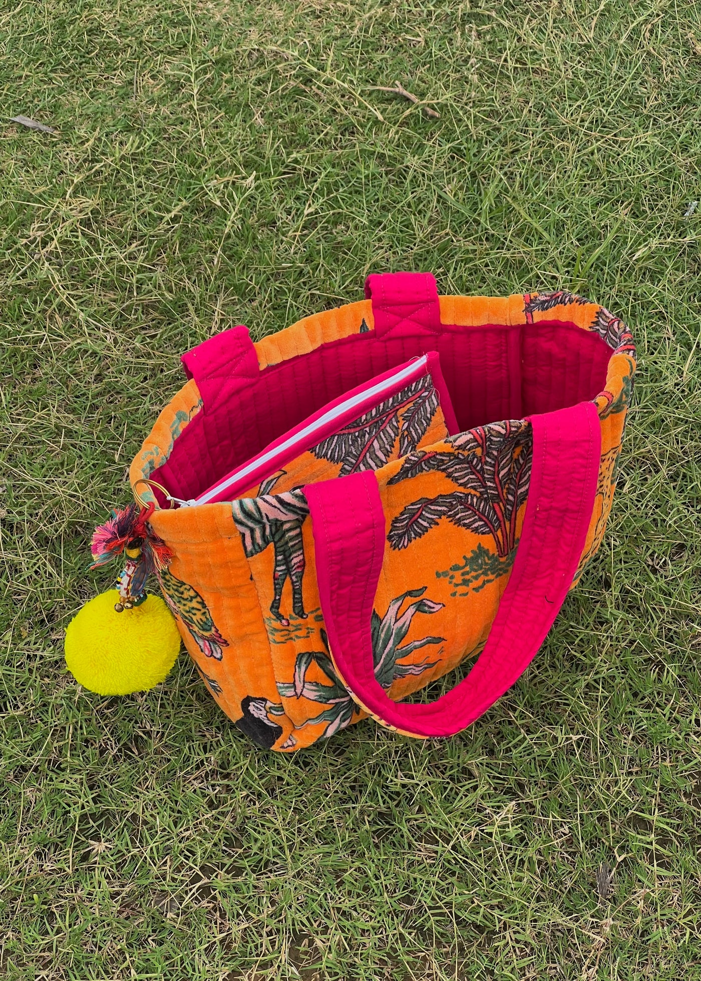 Mini velvet bag with pocket pouch