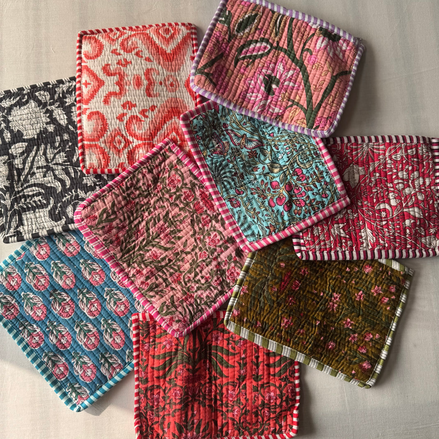 Bisou Pocket Pouches